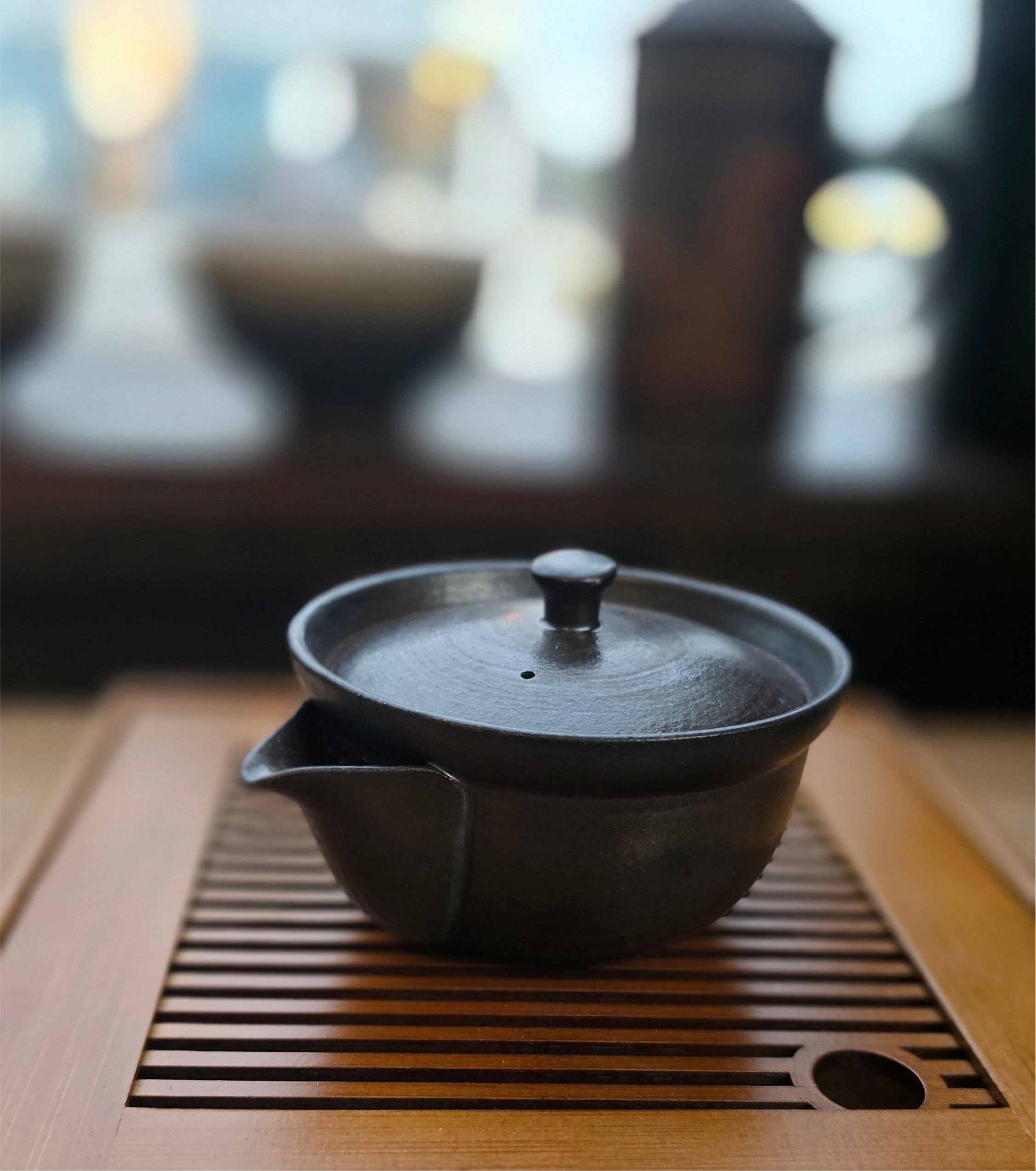 Purple Clay Black Gold Glaze Grab Pot